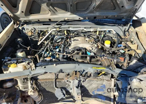 2000 Nissan Frontier Crew Cab Xe z USA, uszkodzony, nr VIN 1N6ED27Y8YC398535